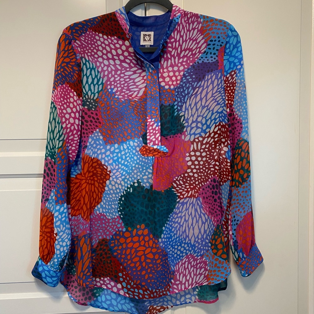 Beautiful Anne Klein blouse size 6